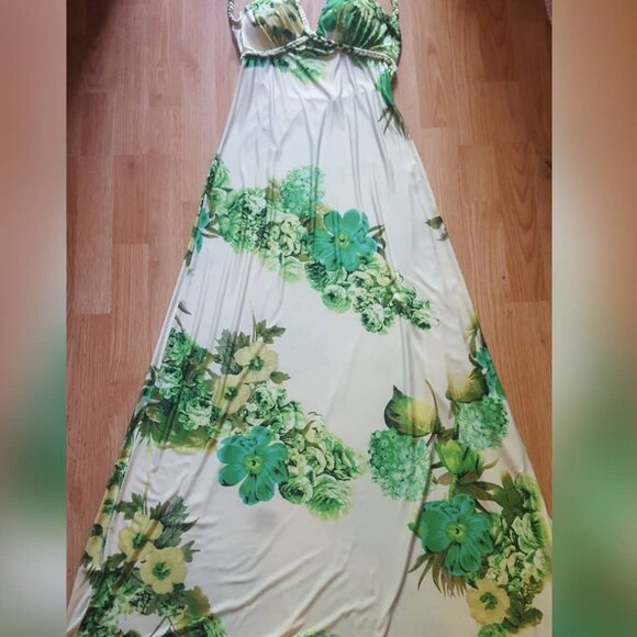 Gorgeous tropical print maxi dress/sundress. - Picture 9 of 12